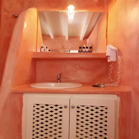 Luxury Cave At Oia, Greece * Oia (Santorini)