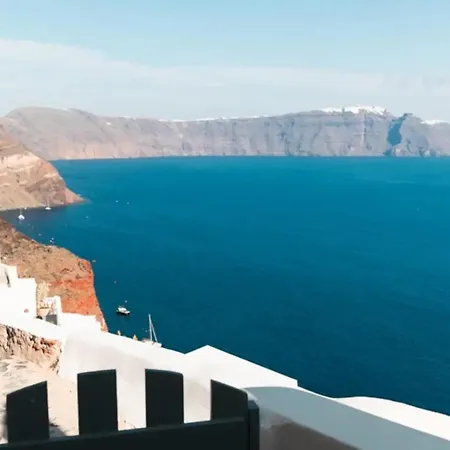 Holiday home Luxury Cave At Oia, Greece
